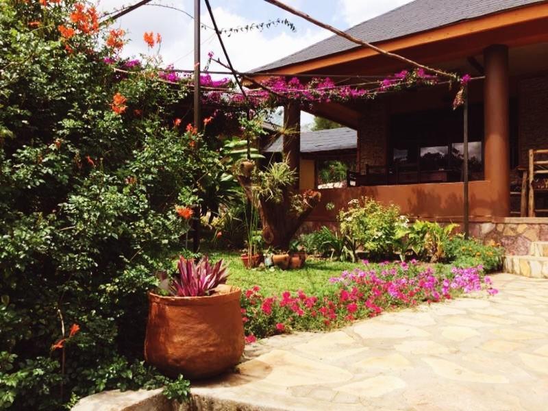 Nyore Hillside Retreat Mbarara Ngoại thất bức ảnh